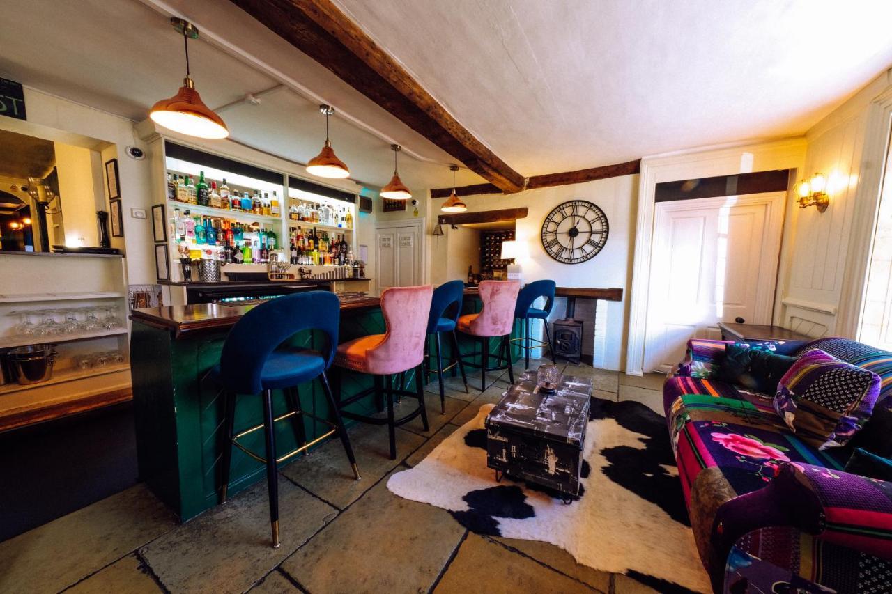 The Black Lion Hotel 리틀 월싱엄 외부 사진